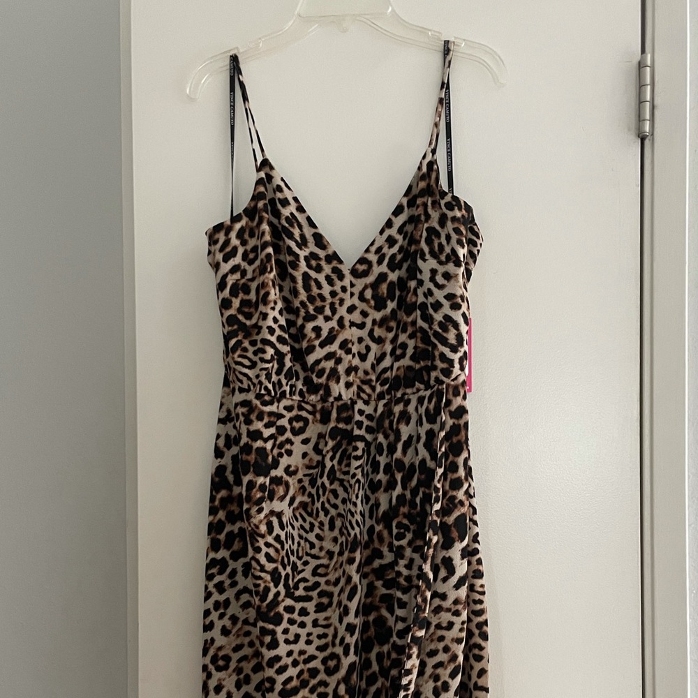 Vince Camuto leopard dress tulip hem adjustable straps size 10 new with tags